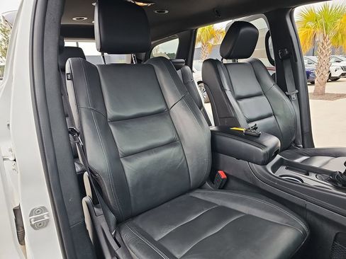 Used 2022 Dodge Durango GT image 12