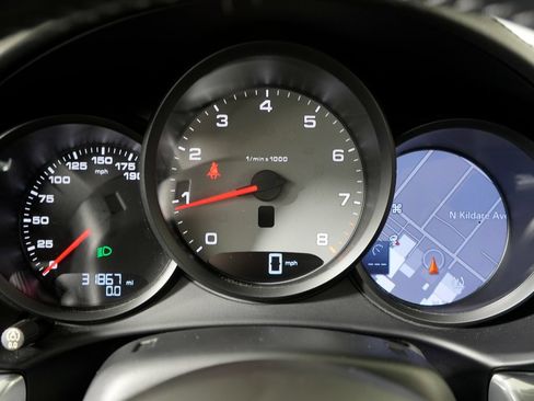 Certified 2017 Porsche 718 Boxster S RWD image 33