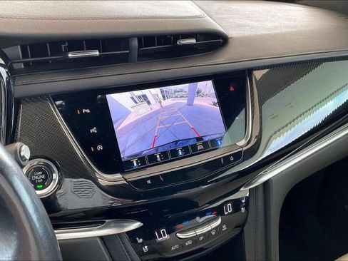 Used 2024 Cadillac XT6 Sport w/ Technology Package AWD/4WD image 11