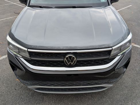 Used 2023 Volkswagen Taos S image 12