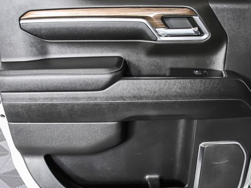 Used 2023 Chevrolet Silverado 1500 LT Trail Boss w/ Protection Package image 23