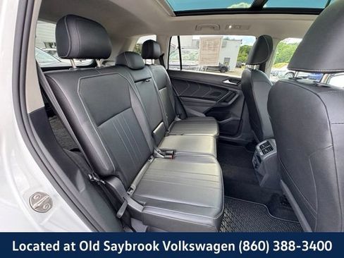 Certified 2023 Volkswagen Tiguan SE w/ Panoramic Sunroof Package AWD/4WD image 22