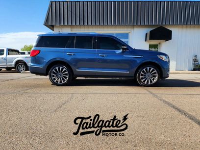 Used 2018 Lincoln Navigator Select w/ Cargo Package
