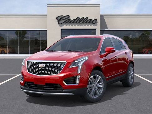 Used 2026 Cadillac XT5 Premium Luxury w/ LPO, Floor Liner Package AWD/4WD image 6