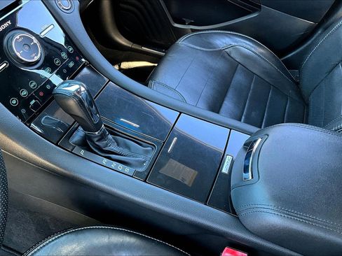 Used 2018 Ford Taurus SHO w/ Sho Performance Package image 18