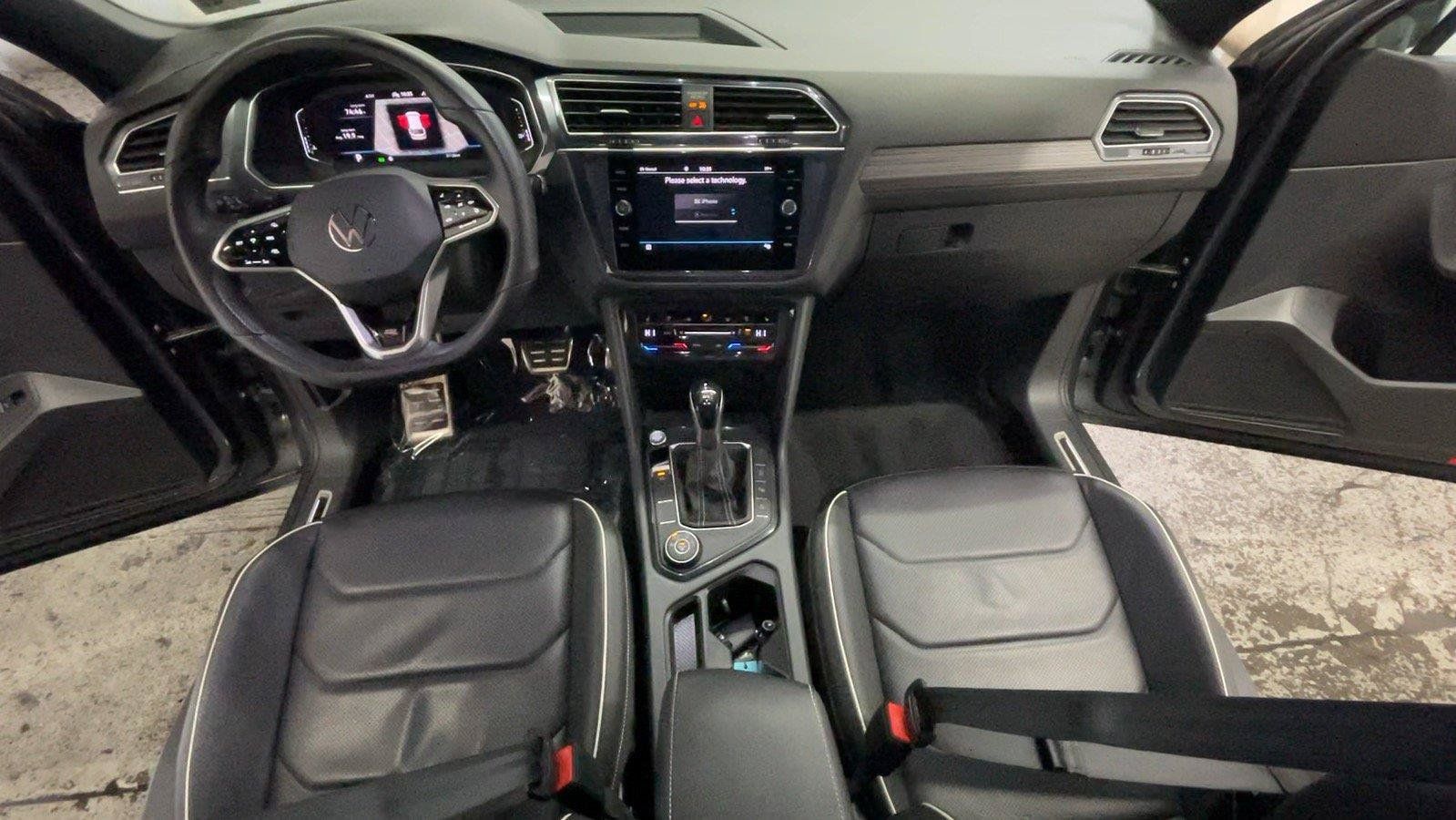 Used 2022 Volkswagen Tiguan SEL R-Line AWD/4WD image 27