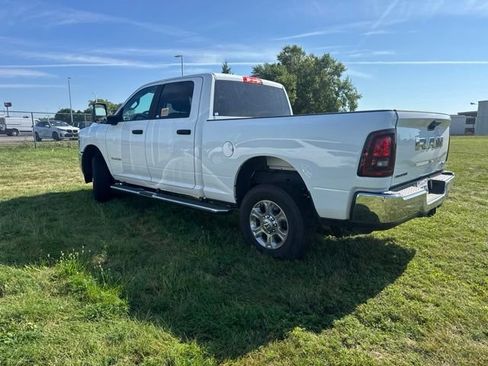 Used 2026 RAM 2500 Big Horn AWD/4WD image 6