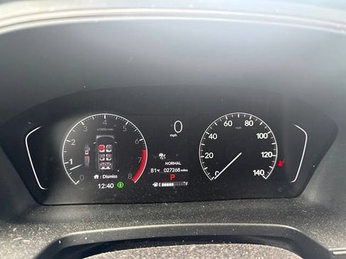 Used 2023 Honda Pilot TrailSport image 8