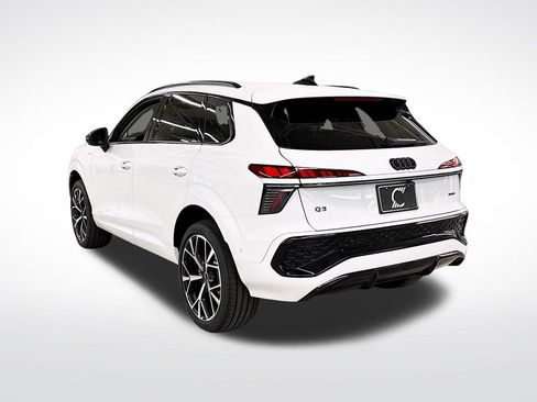 New 2026 Audi Q3 quattro 2.0T AWD/4WD image 3