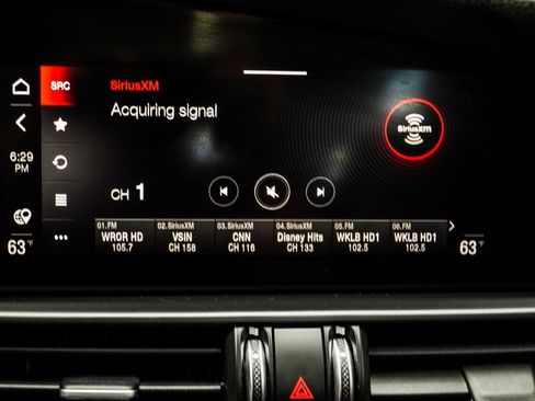 Used 2022 Alfa Romeo Giulia Veloce image 24