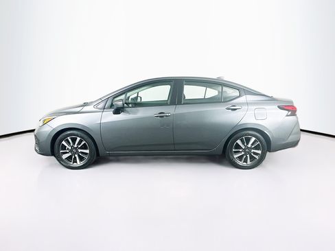 Used 2025 Nissan Versa SV FWD image 4