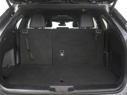 Used 2025 Toyota Highlander XSE AWD/4WD image 11