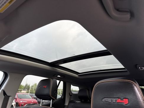 Used 2024 GMC Terrain AT4 AWD/4WD image 14