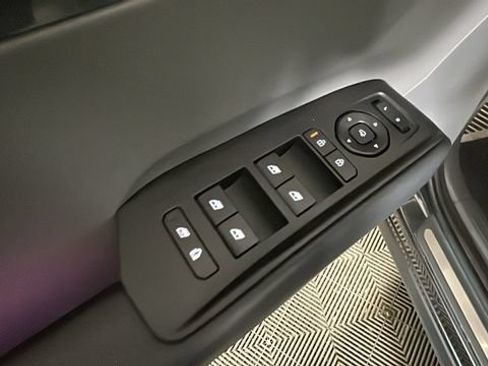 Used 2024 Kia EV9 GT-Line AWD/4WD image 11