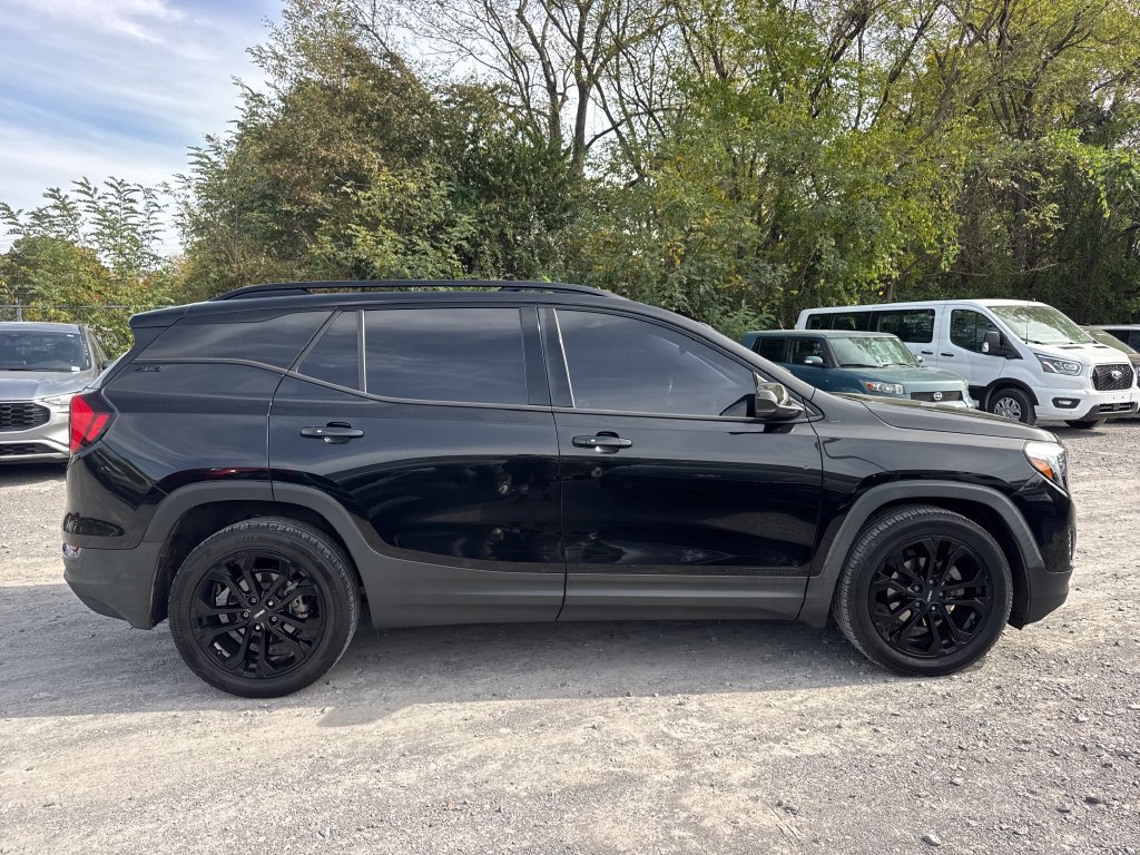 Used 2021 GMC Terrain SLE w/ Driver Convenience Package FWD image 6