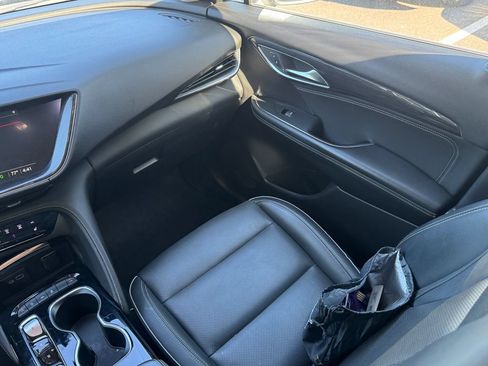 Used 2023 Buick Envision Essence AWD/4WD image 15