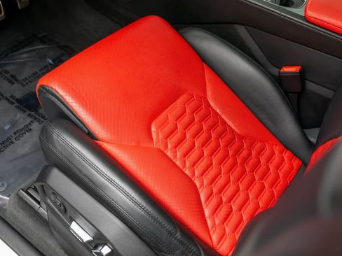 Used 2022 Lamborghini Urus image 29