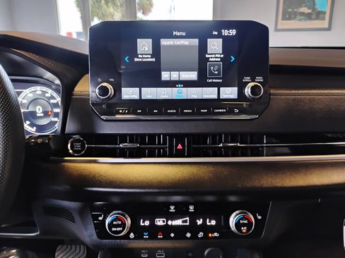 Used 2023 Mitsubishi Outlander SEL image 32