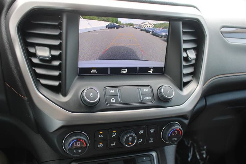 Used 2023 GMC Acadia AT4 w/ Trailering Package AWD/4WD image 13