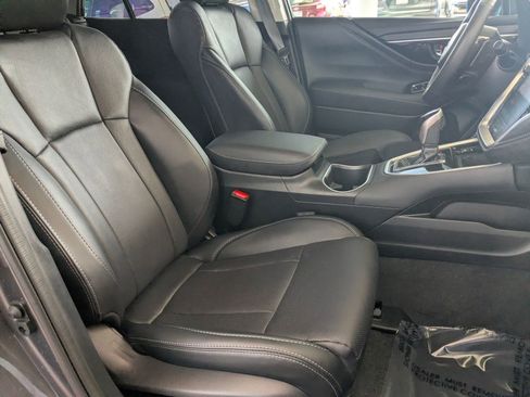 Certified 2025 Subaru Outback Limited AWD/4WD image 28