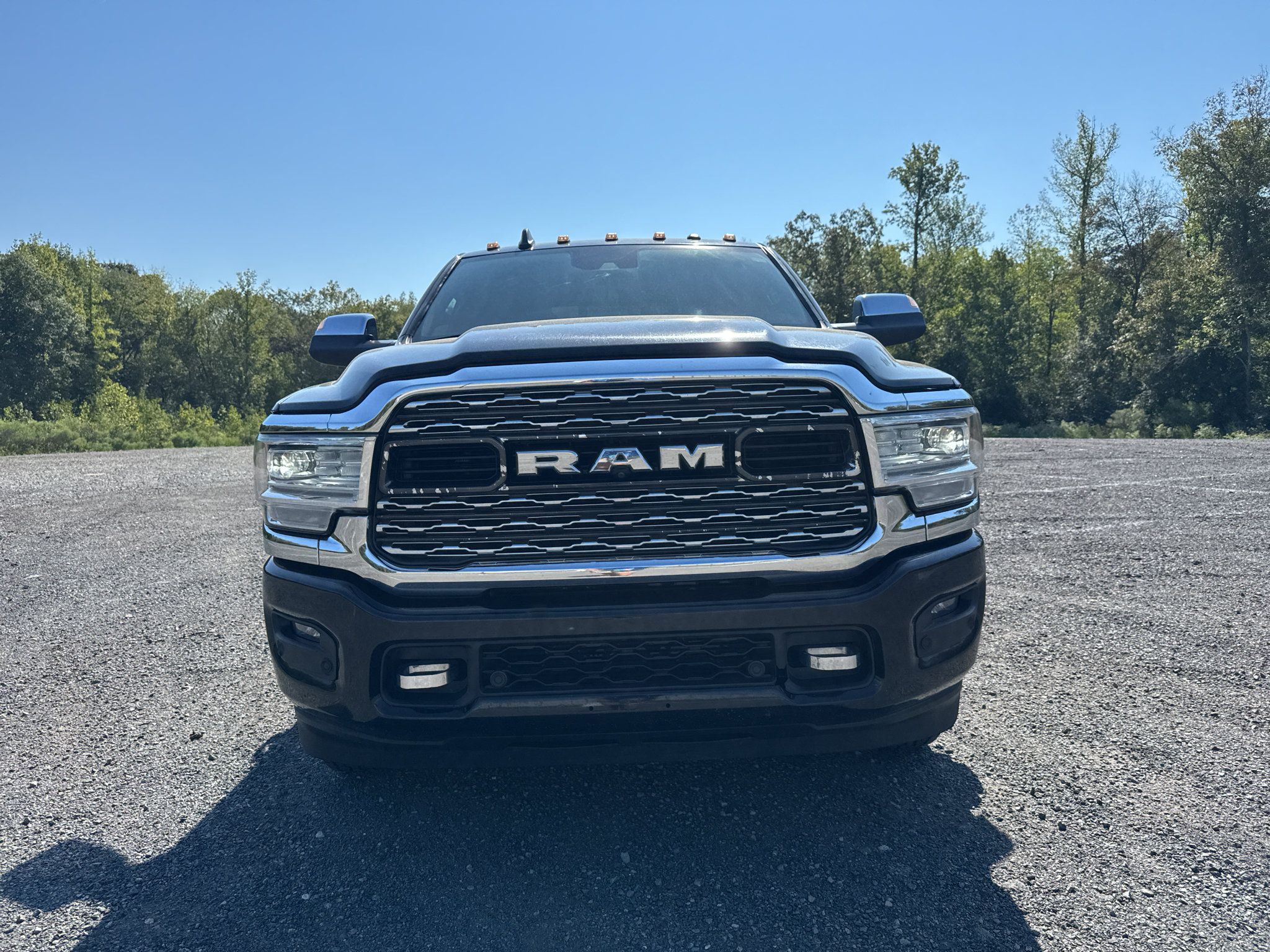 Used 2022 RAM 3500 Limited AWD/4WD image 2