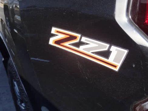 Used 2024 Chevrolet Colorado Z71 w/ Advanced Trailering Package image 18