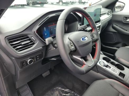 New 2025 Ford Escape ST-Line w/ Tech Pack #1 image 21
