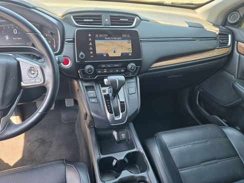 Used 2018 Honda CR-V Touring image 22