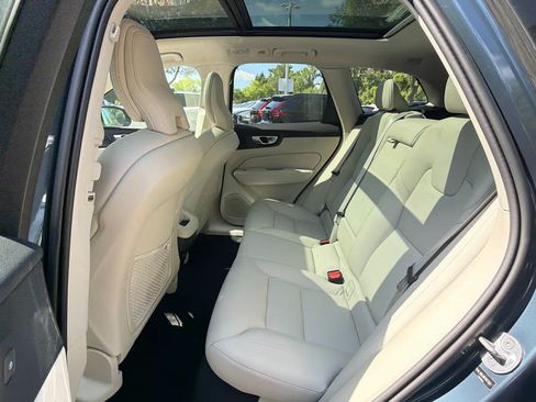 Used 2024 Volvo XC60 B5 Plus w/ Protection Package Premier AWD/4WD image 22