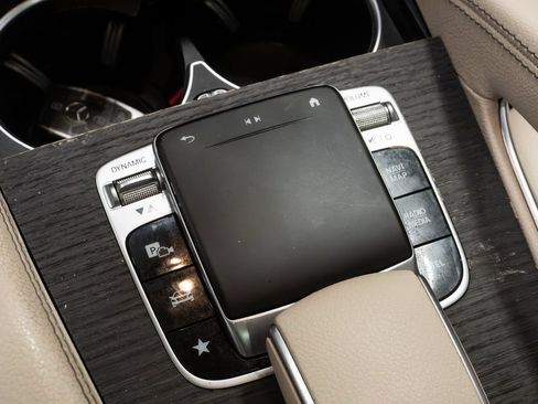 Used 2020 Mercedes-Benz GLE 450 4MATIC image 21
