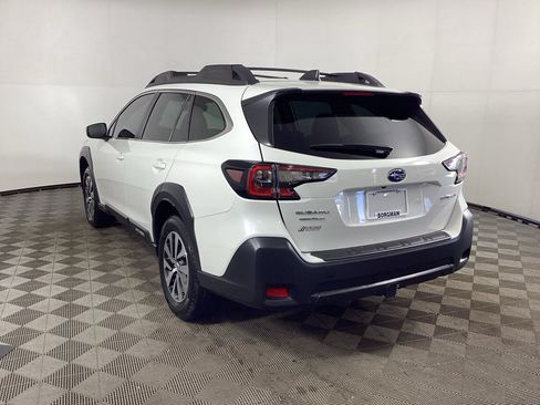 Used 2025 Subaru Outback Premium w/ Popular Package #1A AWD/4WD image 4