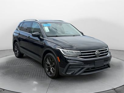 Certified 2022 Volkswagen Tiguan SE