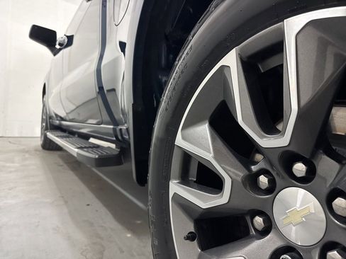 Used 2019 Chevrolet Silverado 1500 LT w/ All-Star Edition image 18