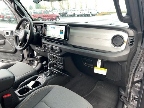 New 2026 Jeep Gladiator Sport image 30