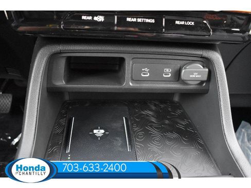 New 2026 Honda Pilot TrailSport image 18