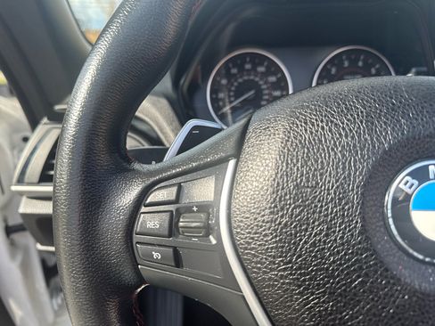 Used 2017 BMW 230i Convertible image 27