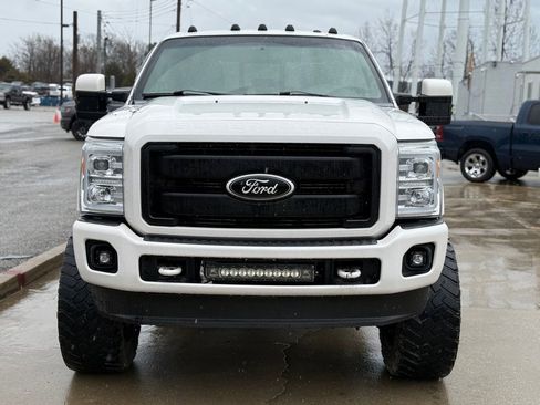 Used 2016 Ford F250 Lariat w/ Lariat Ultimate Package image 3