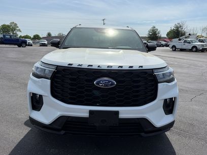 Certified 2025 Ford Explorer ST-Line w/ ST-Line Street Pack