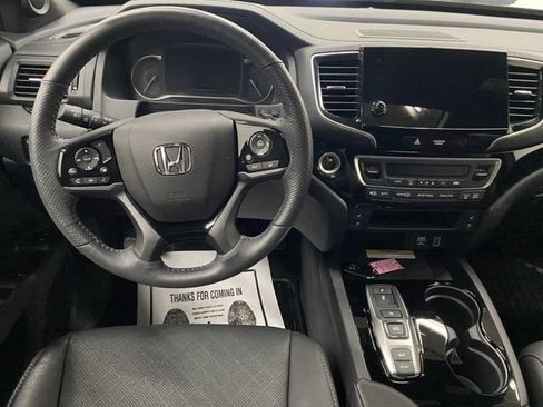 Used 2022 Honda Passport Elite image 2