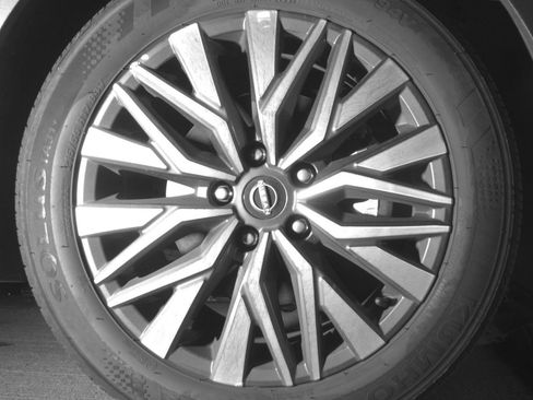Used 2025 Nissan Altima 2.5 SV FWD image 16