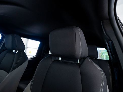 Used 2024 Toyota Tacoma TRD Off-Road image 39