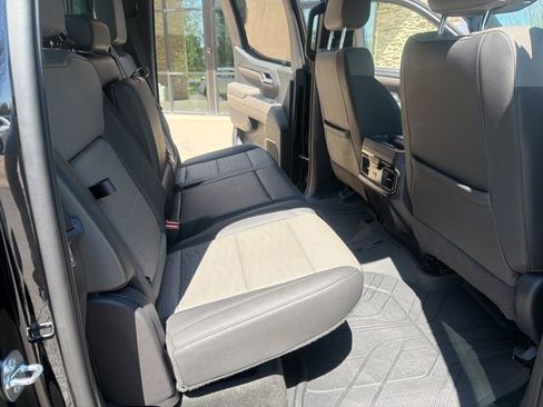 Used 2023 Chevrolet Silverado 1500 ZR2 w/ Technology Package image 16