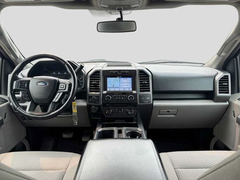 Used 2018 Ford F150 XLT w/ Equipment Group 302A Luxury AWD/4WD image 14