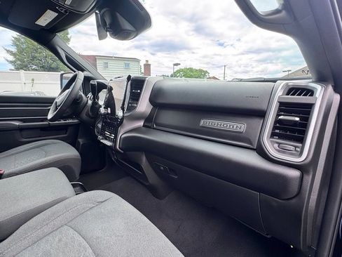 Certified 2026 RAM 2500 Big Horn AWD/4WD image 19