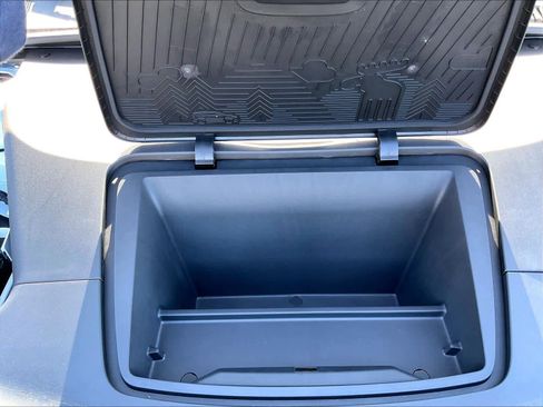 New 2026 Volvo EX30 Ultra w/ Climate Package image 32