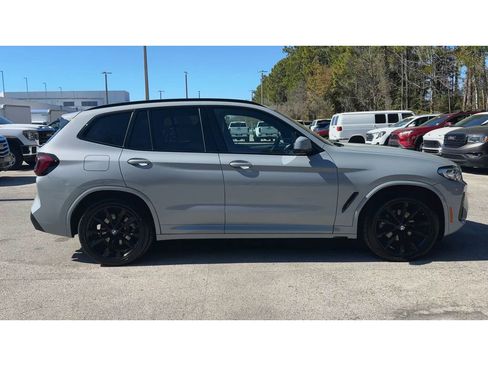 Used 2022 BMW X3 xDrive30i w/ M Sport Package image 9