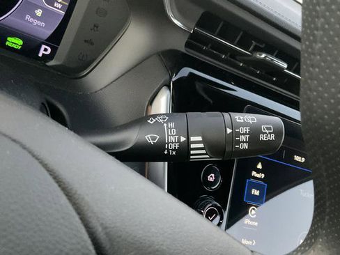 Used 2023 Chevrolet Bolt EUV LT w/ Redline Edition image 16