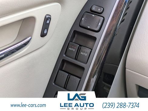 Used 2011 MAZDA CX-9 Touring image 19