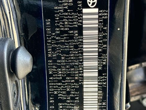 Used 2024 Toyota Corolla LE FWD image 27