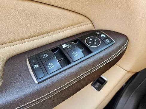 Used 2018 Mercedes-Benz GLE 350 image 30